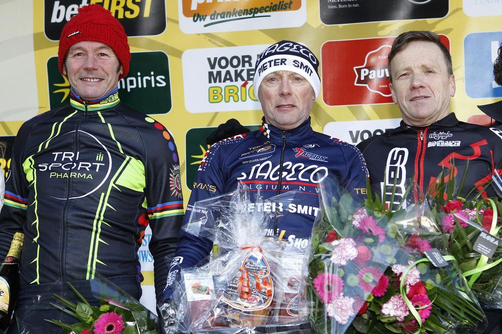 Masters en amateurs bijten de spits af op cyclocross in Maldegem