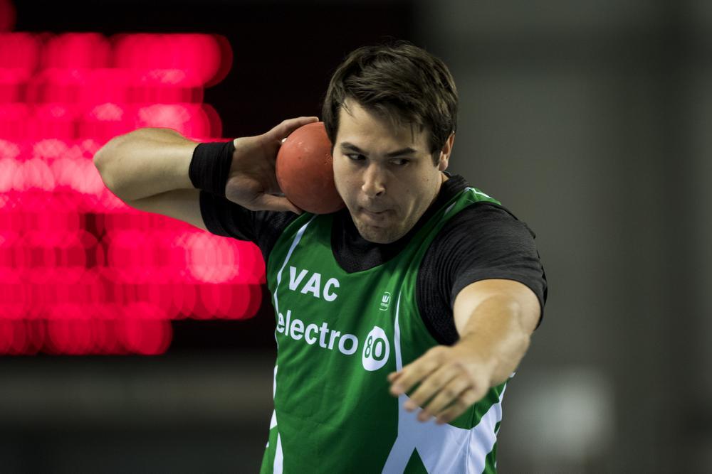 Hoogspringer Emile Verdonck kroont zich tot Belgisch indoorkampioen