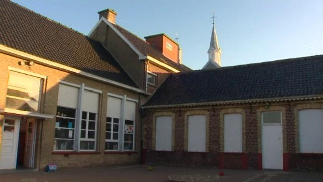 Basisschool 't Vogeltje in Poperinge sluit op 1 september 2013
