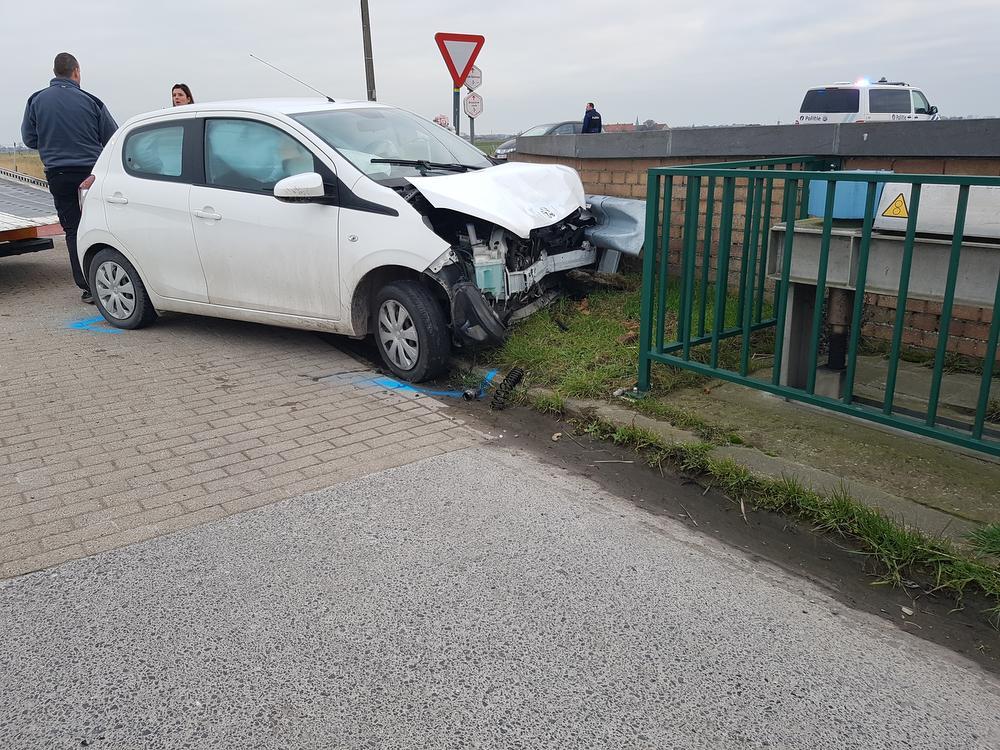 Motorfietser gewond na zwaar ongeval in Bredene