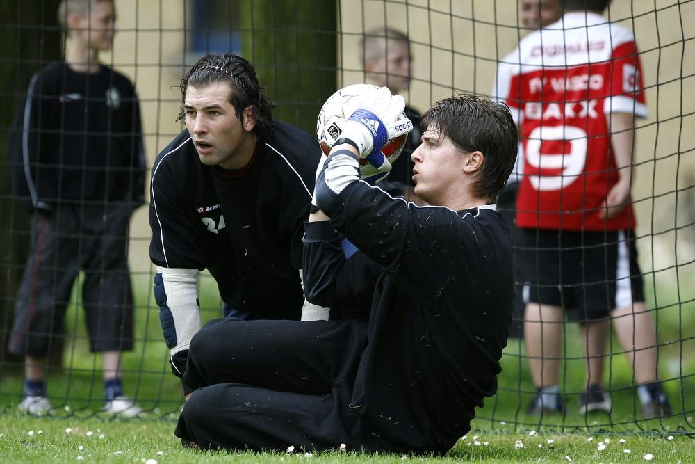 Peter Mollez en Glenn Verbauwhede speelden samen bij de jeugd van Club Brugge, maar ook bij KV Kortrijk. Hier een beeld tijdens de voorbereiding op het seizoen 2008-2009.