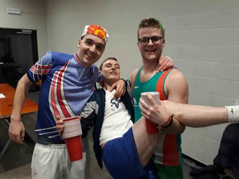 VIDEO: 2 Guys 10 Cups wint Iepers beerpongtornooi