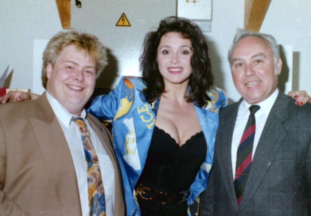 Willy Tristep in 1990 met Wendy Van Wanten en oud-gemeenteraadslid Kamiel Dirickx. (Foto FRO)