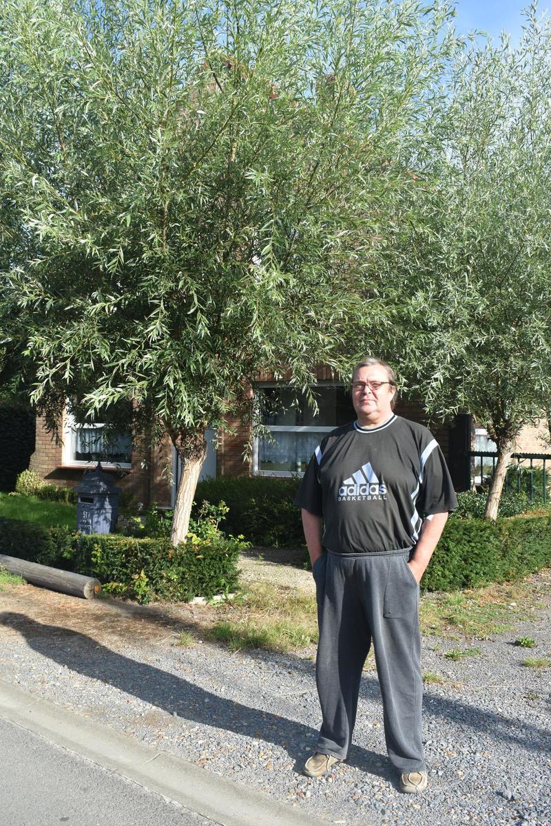 Patrick Toubeau woont nu met zijn partner in het volledig opgeknapte moordhuis. (LK)