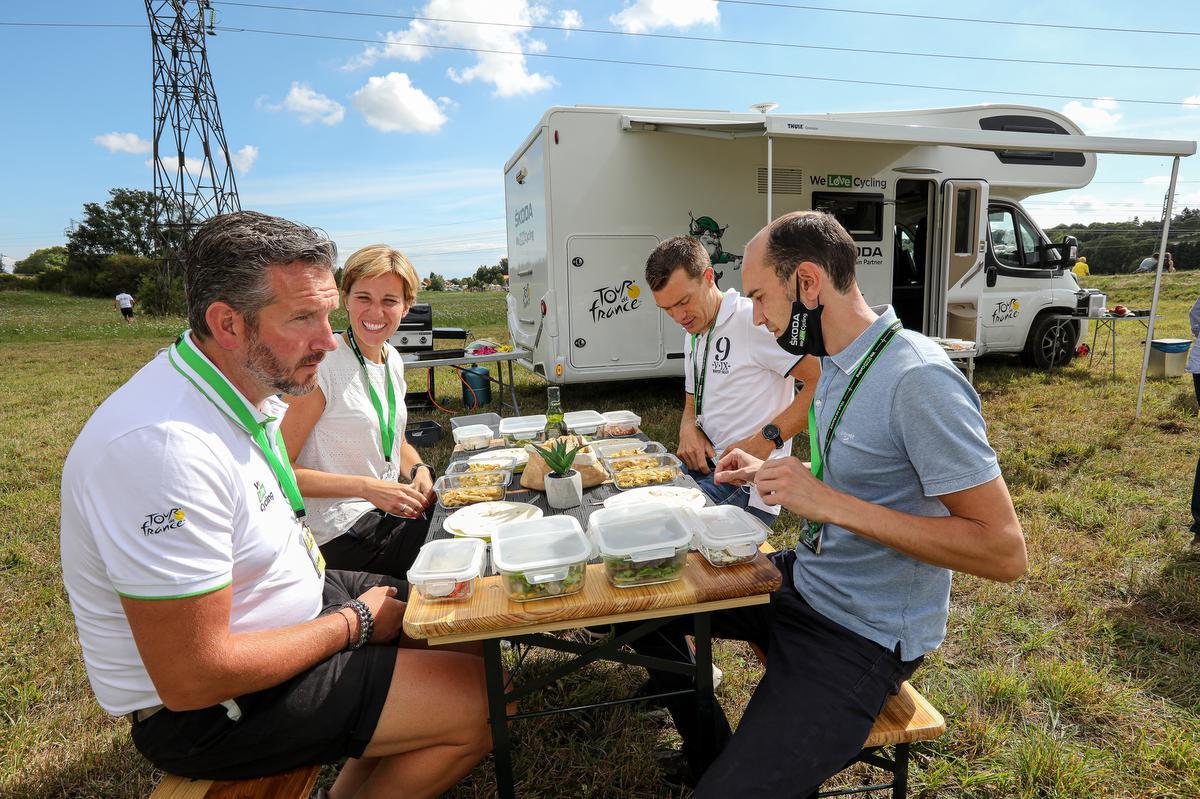 Onze man in het spoor van Roglic & co: de Tour wacht zelfs niet op ons