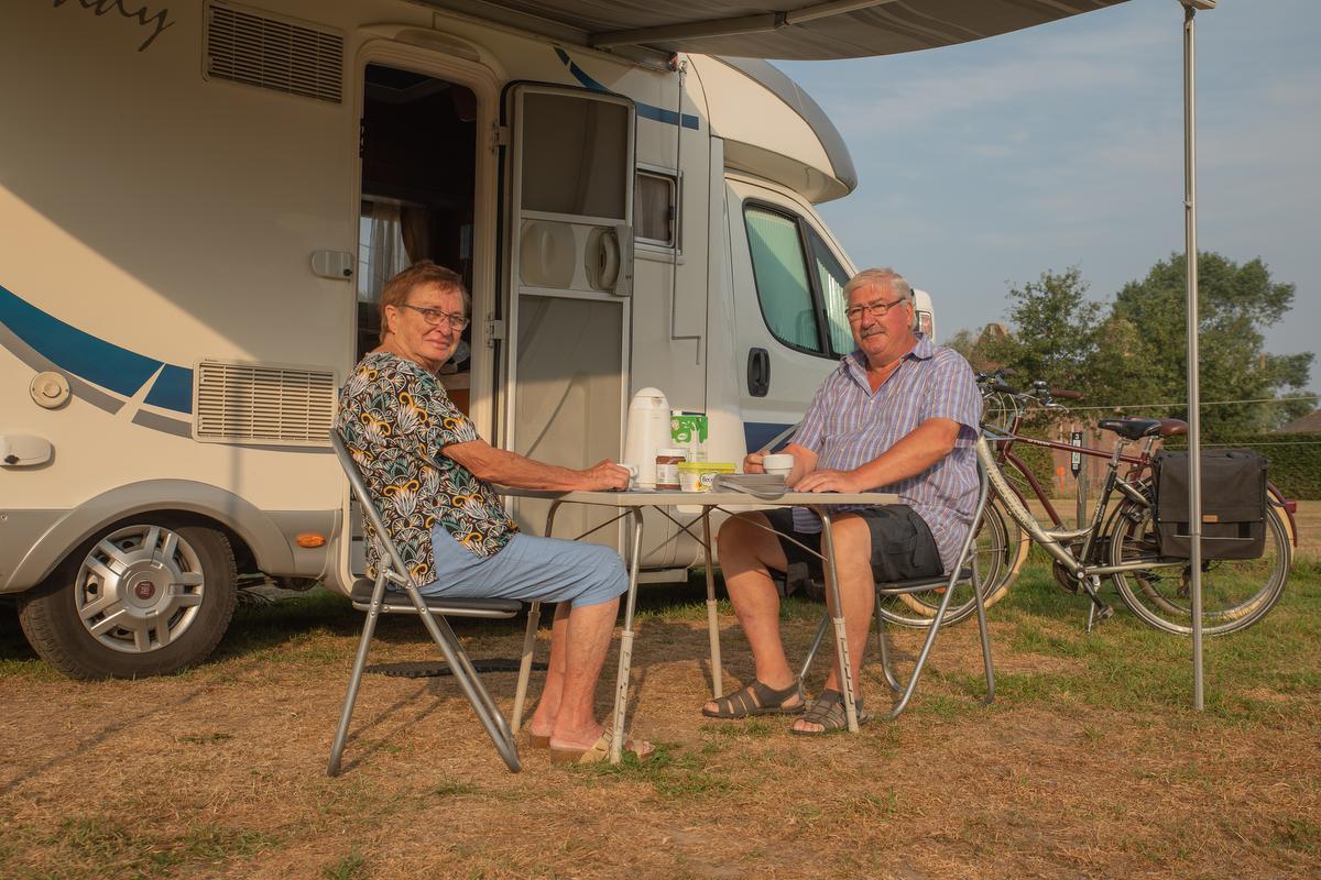 Voor Sonia Decrop en Leopold Debeir was het een aangename kennismaking met de camping. (foto WME)