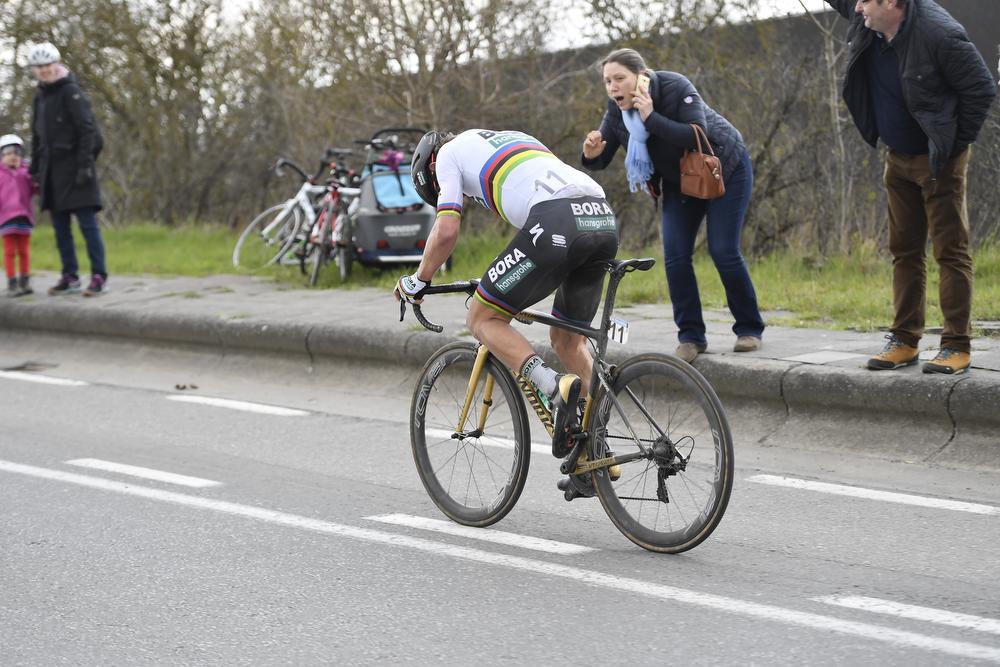 Quick Step triomfeert in de Ronde van Vlaanderen met Niki Terpstra