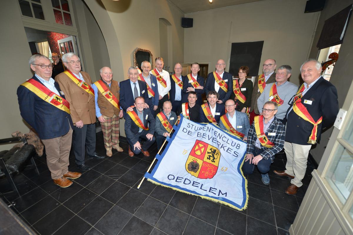 Studentenclub De Beverkes uit Beernem viert 100-jarig bestaan met reünie