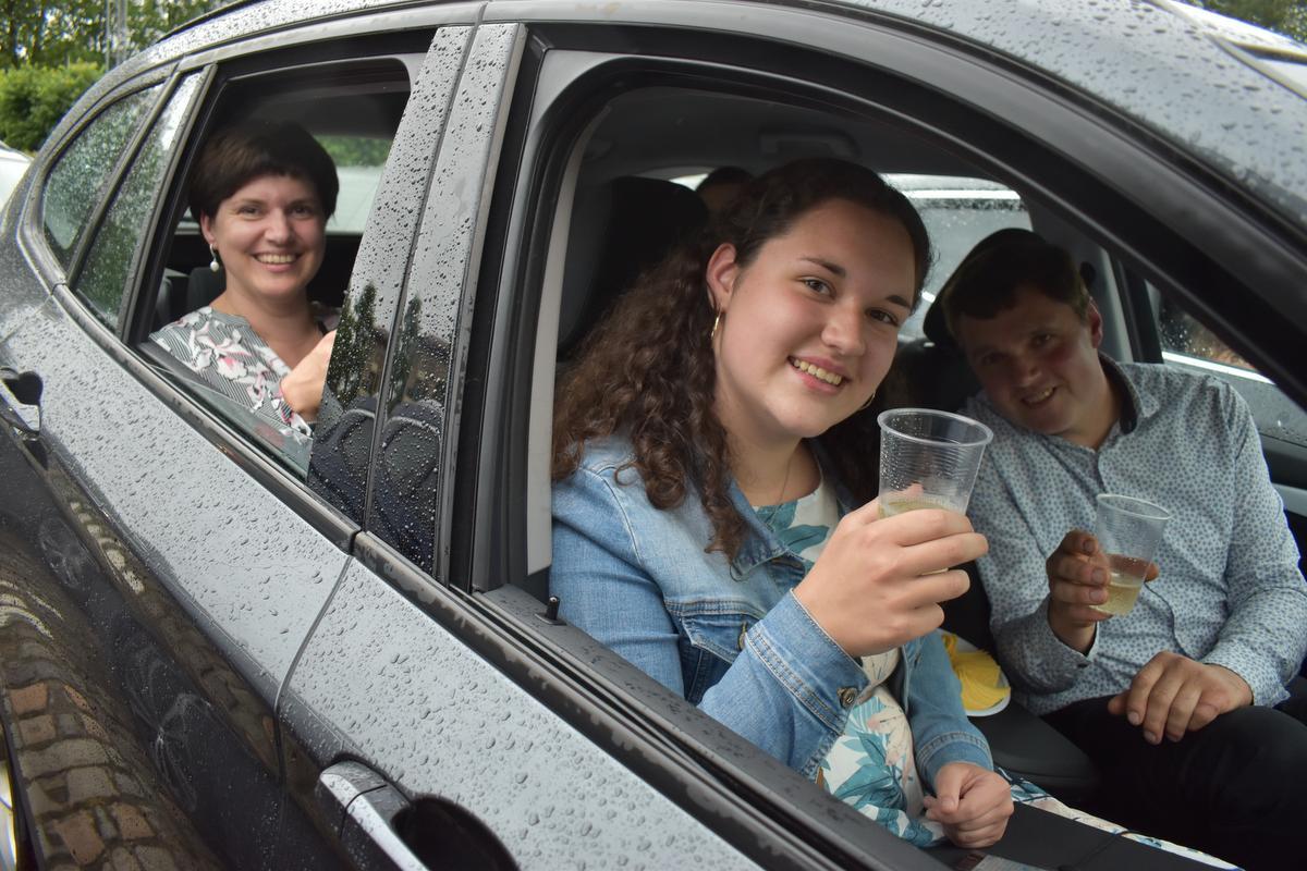 Heilige Familie Ieper proclameert coronaproof met drive-in