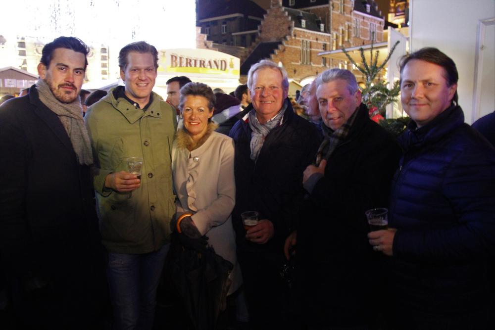 Schouwburgplein net niet vol voor Nieuwjaarsdrink in Kortrijk
