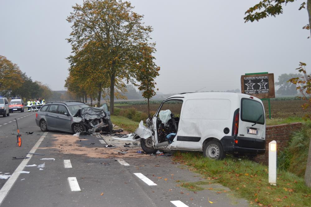 Het ongeval gebeurde in alle vroegte op de Randweg in Meulebeke