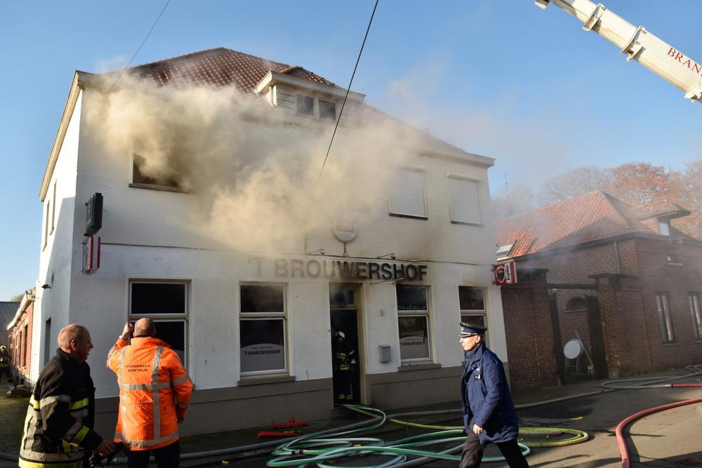 Op woensdag 22 november ging 't Brouwershof in Stasegem volledig in vlammen op.