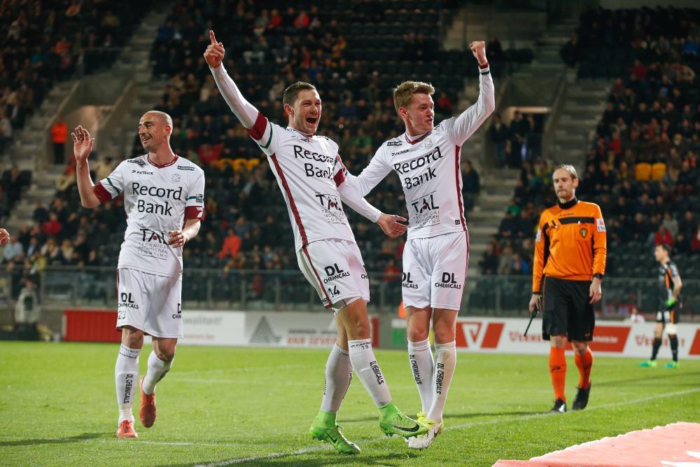 KV Oostende en Zulte Waregem delen de punten in boeiende derby