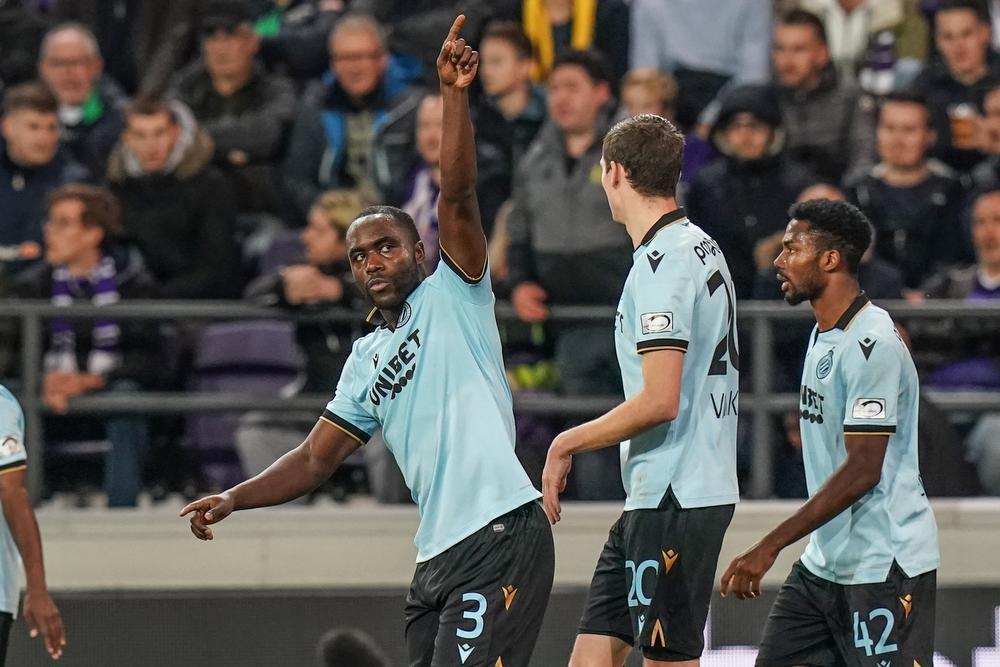 Oppermachtig Club Brugge na walk in het Lotto Park naar halve finale