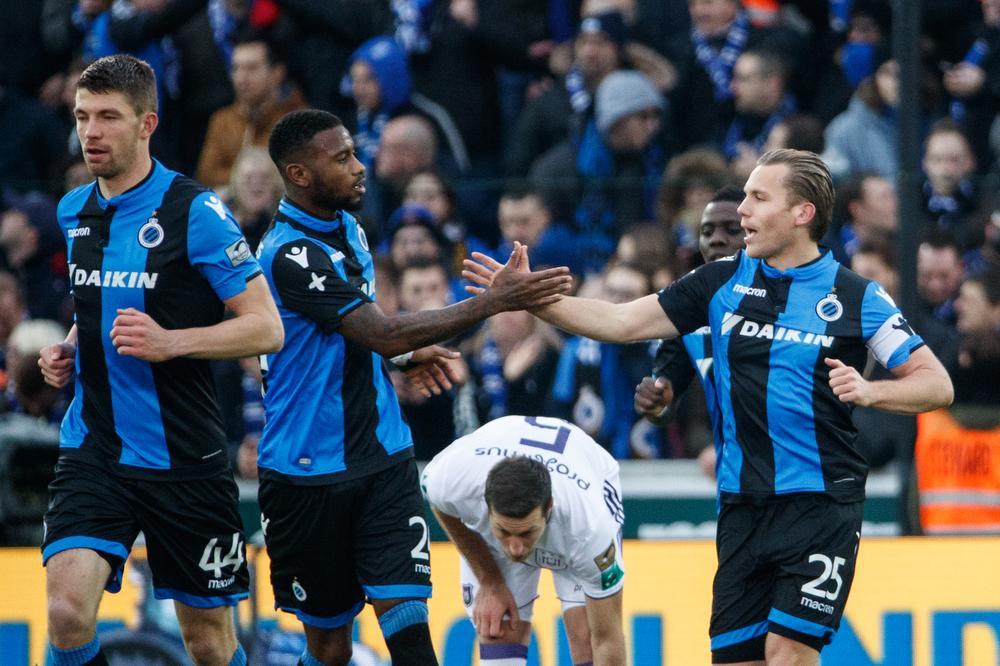 Club Brugge haalt zwaar uit en dient Anderlecht forse uppercut toe