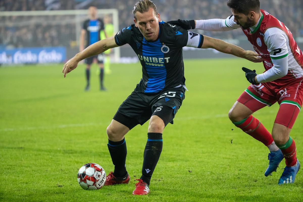Blunder van Simon Mignolet zadelt Club Brugge met linke uitgangspositie op