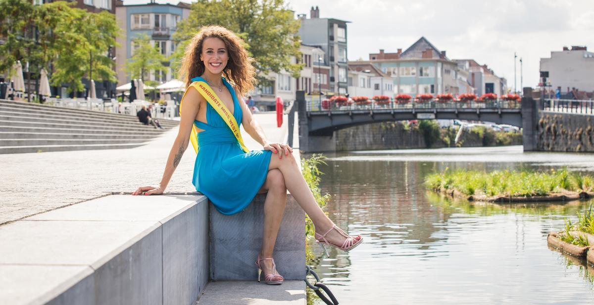 Noor kan enorm genieten van al het moois in Kortrijk. (foto TV)
