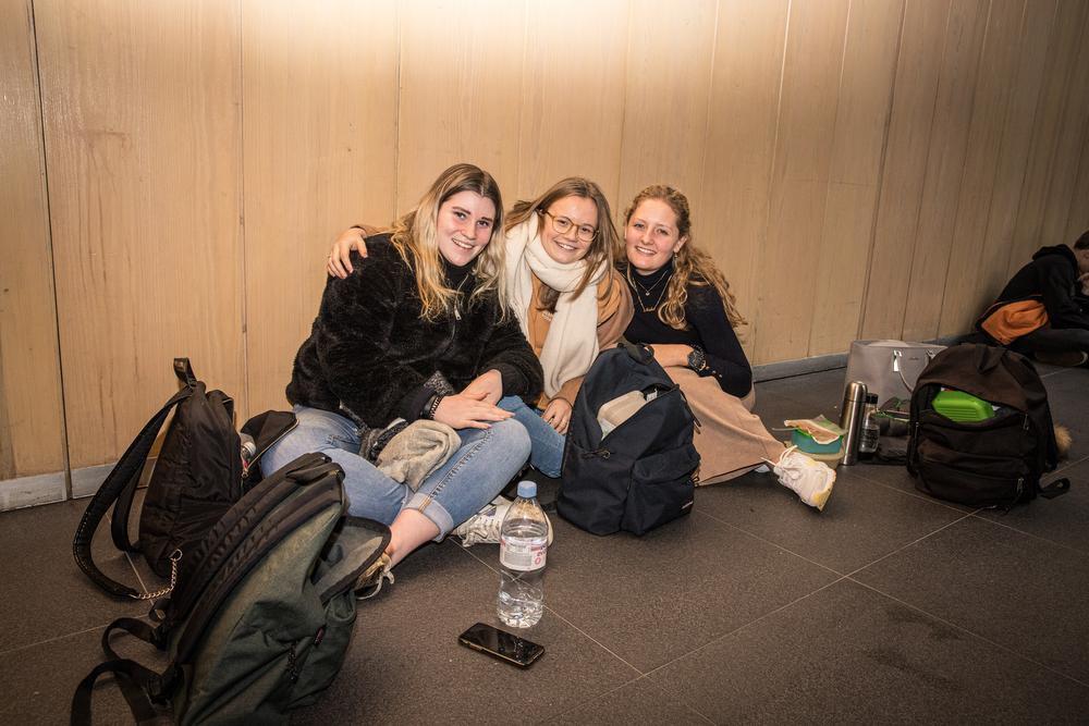 Ook Ellen, Emma en Maike uit Brugge kwamen dinsdag naar Kortrijk voor de Junior College-dag.