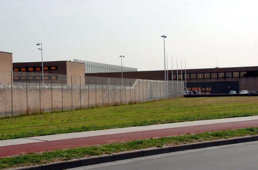 Eindelijk een einde aan de middeleeuwse toestanden in de Brugse gevangenis ?