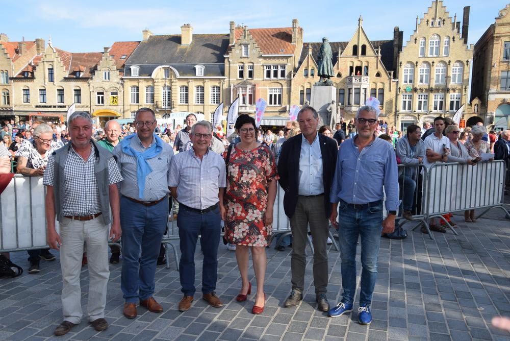 Marc Hallez van Ment TV bedankte het gemeentebestuur van Diksmuide voor de goede ontvangst.