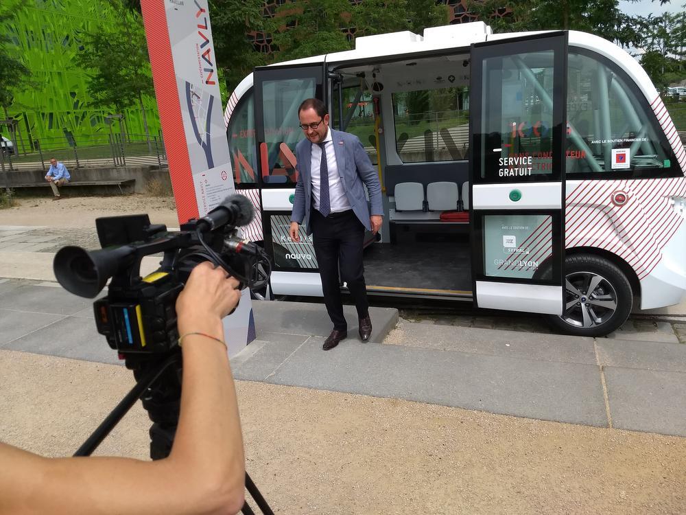Kortrijk wil proefproject met zelfrijdende busjes
