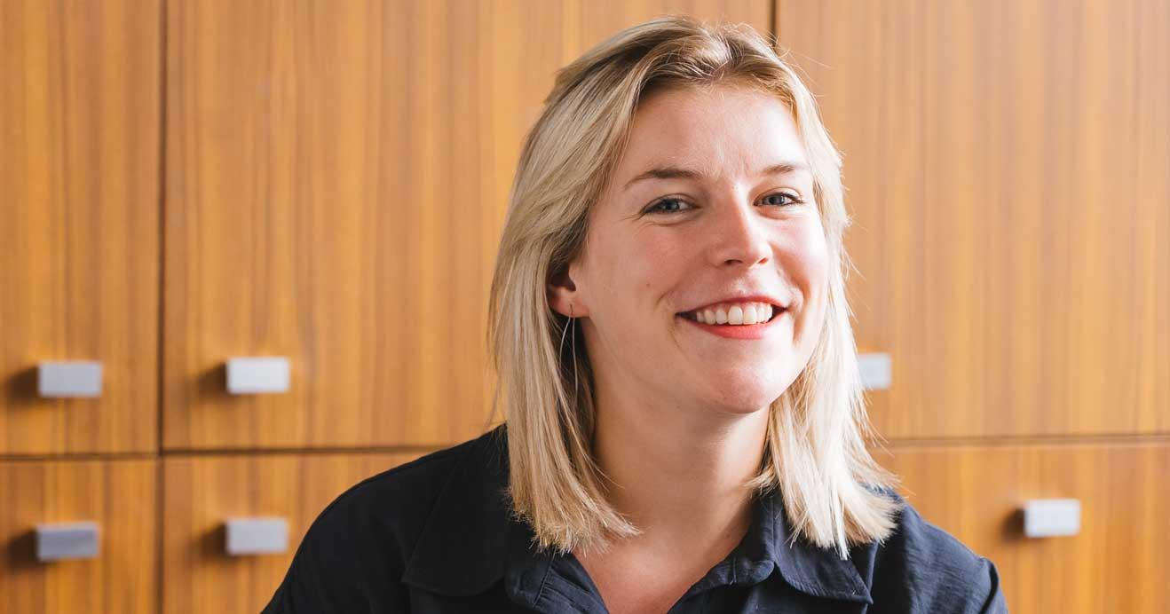 Onbesneden versus besneden penis: de verschillen | VraagIna (video)