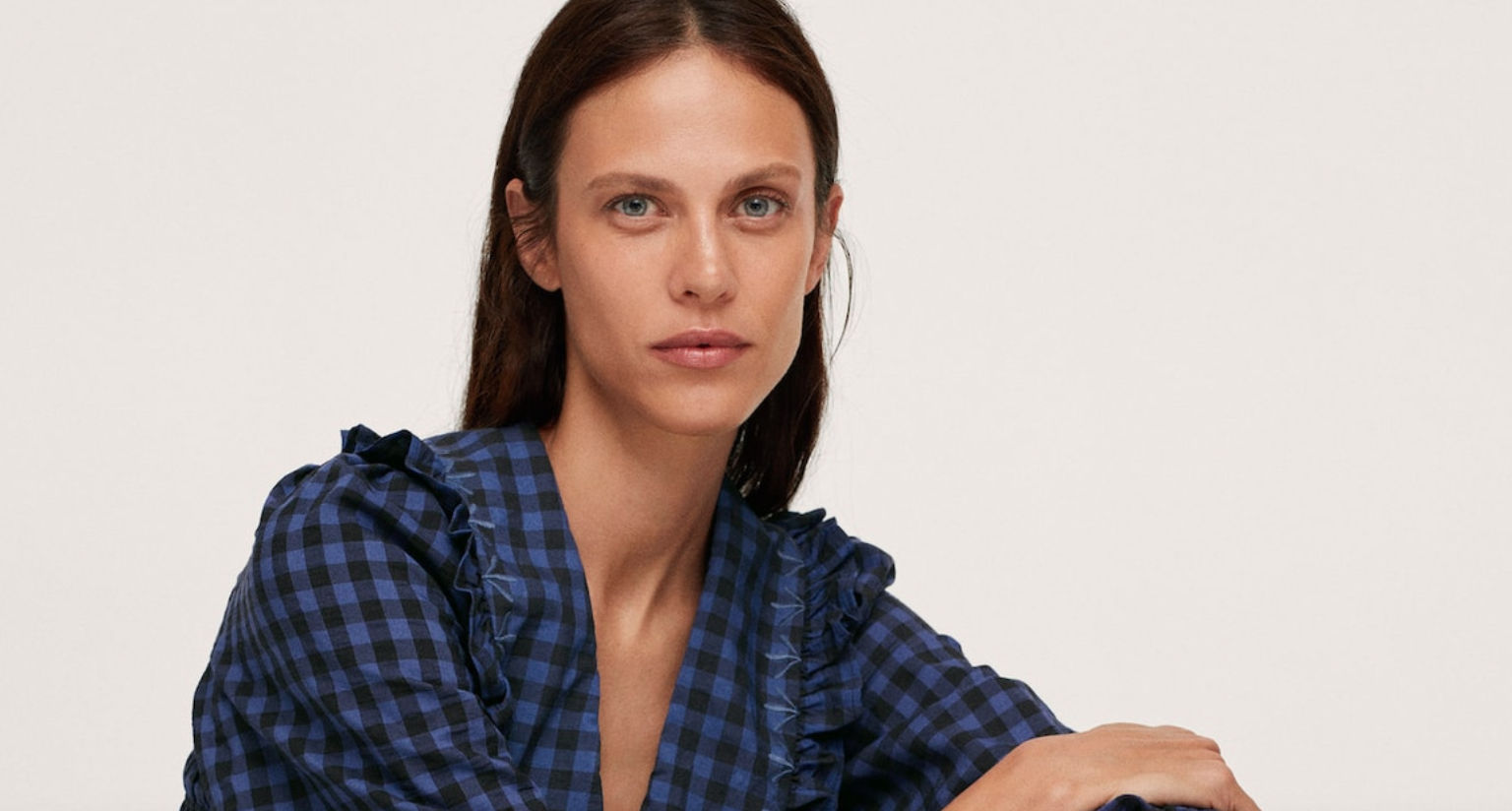 Bon plan: cette robe Mango ressemble à une pièce d'un label de luxe - Vimarsana News