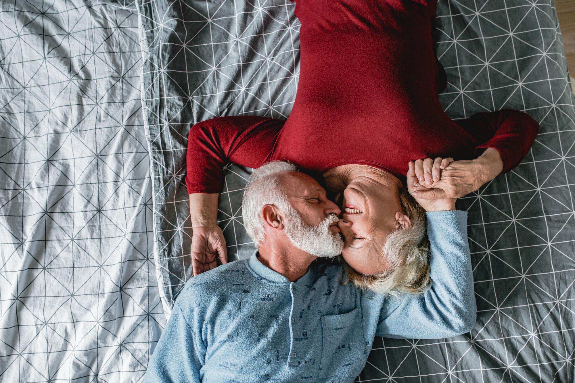 Seksueel actief blijven op oudere leeftijd heeft veel voordelen