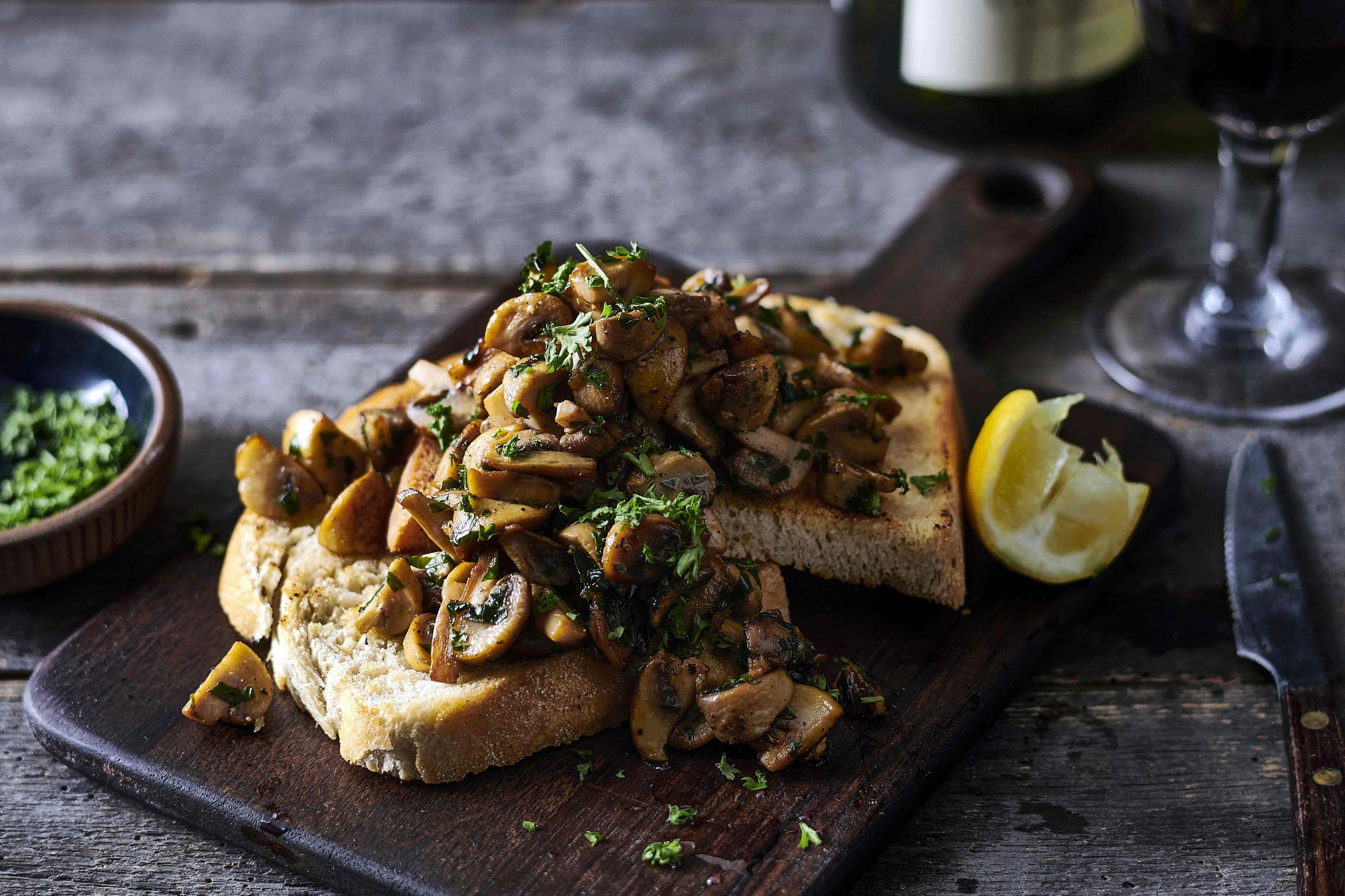 4 Tips Voor De Ultieme Toast Champignon - Libelle Lekker