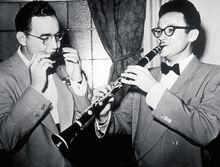 Toots avec Benny Goodman (à g.), en 1948.