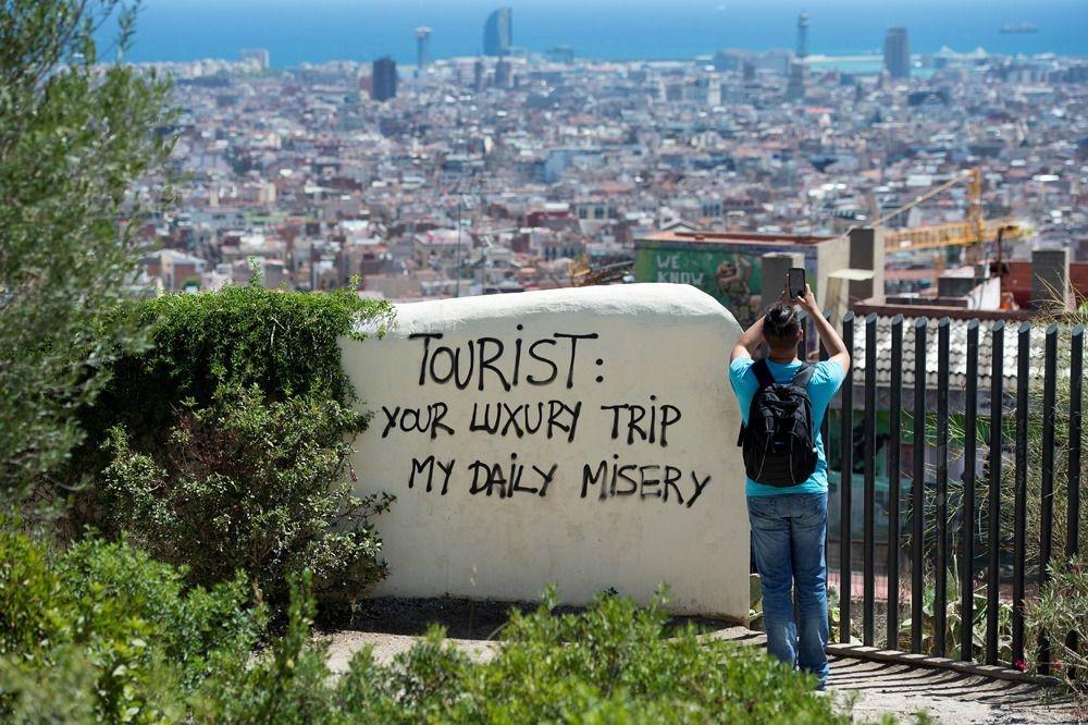 A Barcelone, l'afflux massif de touristes conduit à des manifestations de plus en plus fréquentes de 
