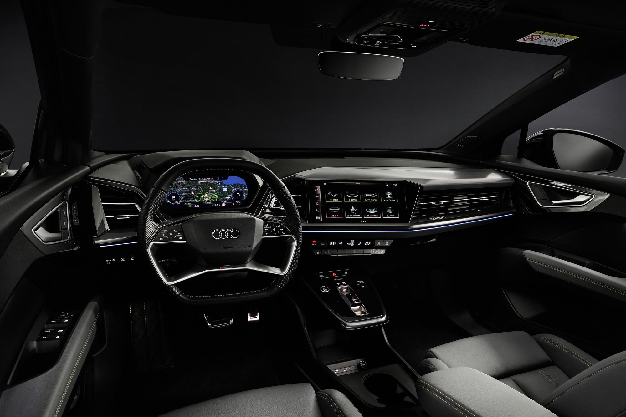 Het interieur van de Q4 e-tron Sportback blinkt uit door het gebruik van hoogwaardige materialen en kwaliteitsvolle afwerking, typisch Audi.
