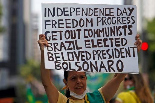 Supporter van Bolsonaro: 'Ga weg communisten'