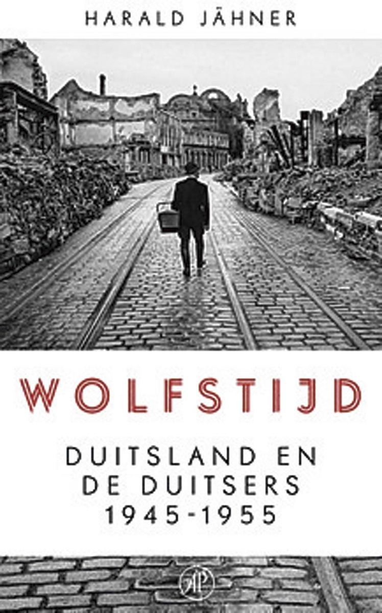 Harald Jähner, Wolfstijd. Duitsland en de Duitsers, 1945-1955, De Arbeiderspers, 503 blz., 34,99 euro.