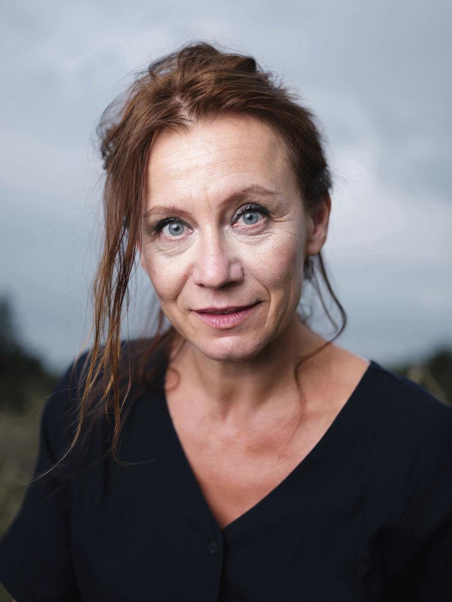 Elise Bundervoet, actrice én verpleegkundige: 'Op de palliatieve afdeling heb ik het gevoel dat ik echt leef'