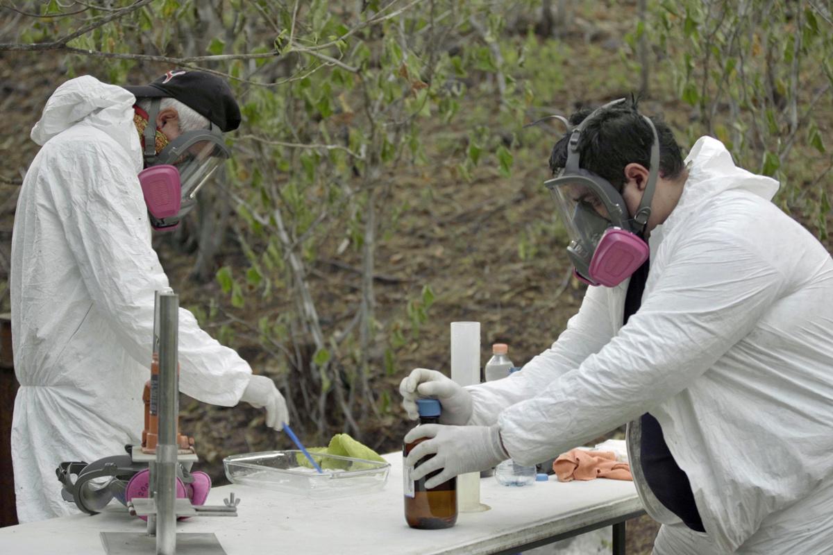 Artisanaal clandestien fentanyl-labo van het Sinaloa-kartel in de bergen rond Culiaca?n