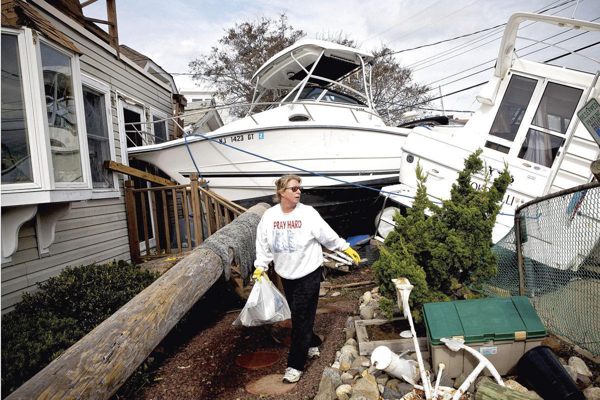 Superstorm Sandy liet miljoenen mensen achter zonder stroom of water in 2012. Het was een keerpunt in Amerika; plots werd klimaatverandering wél serieus genomen.