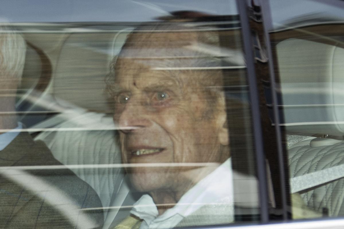 Een van de laatste beelden van prins Philip, toen hij op 16 maart 2021 het ziekenhuis verliet.