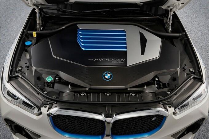 De BMW iX5 Hydrogen biedt een nieuw elektrisch alternatief.