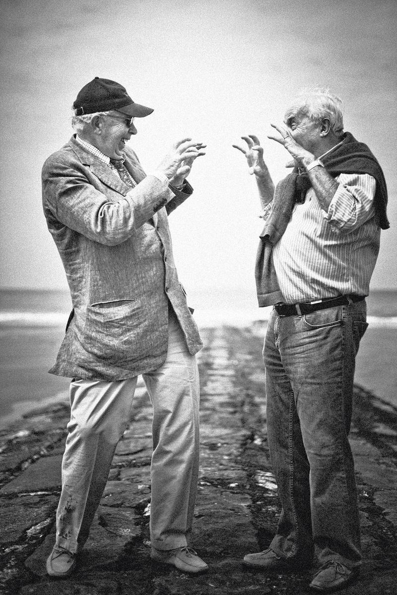 Leopold en Maurice Lippens. De burgemeester werd geacht onafhankelijk te werken van zijn broer, de voorzitter van Compagnie Het Zoute.