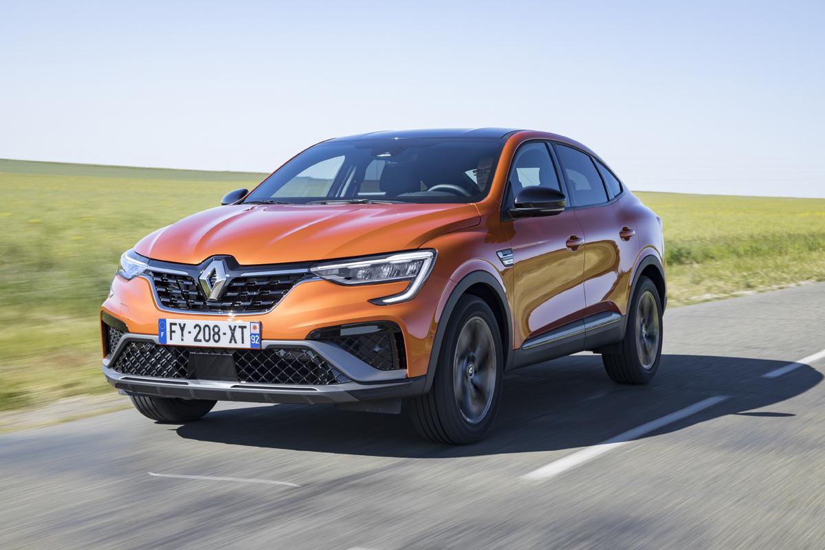 Renault Arkana, een maatje groter dan de Captur, rijdt opvallend comfortabel en dynamisch.