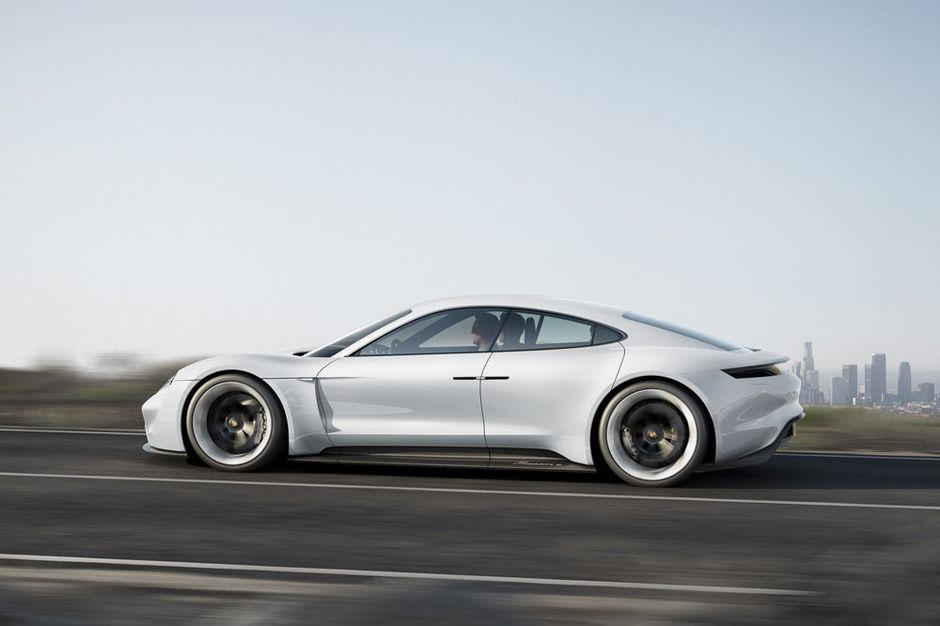 Porsche Taycan, elektrische auto voor de beter verdienenden