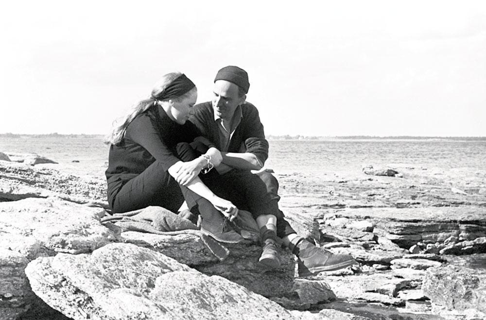 Bergman met zijn muze en minnares Liv Ullmann. Na vier jaar samenhokken op Fårö zette zij het op een vluchten.