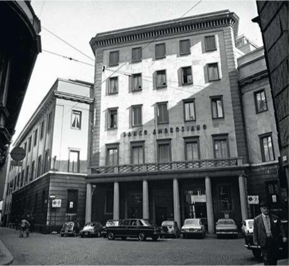 Zetel van de Banco Ambrosiano in Milaan.