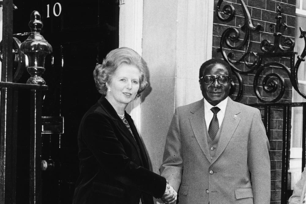 Robert Mugabe samen met Brits premier Margaret Thatcher op 9 mei 1980 in Londen.