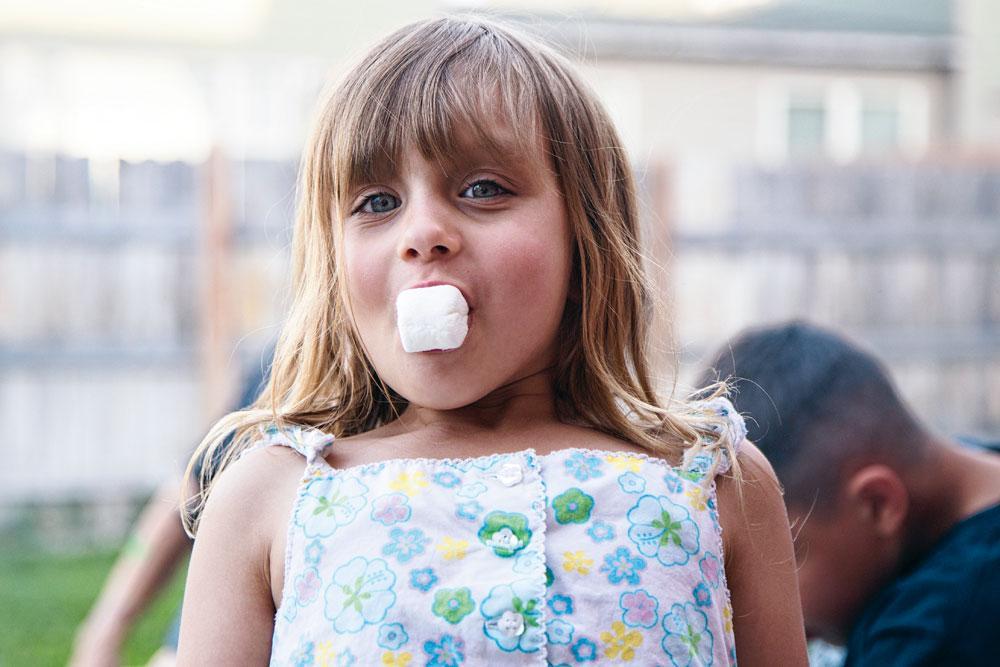 Haal met je mensenbrein voor ogen welke beloning in de toekomst mogelijk op je wacht. Denk aan de fameuze marshmallowtest van Walter Mischel.