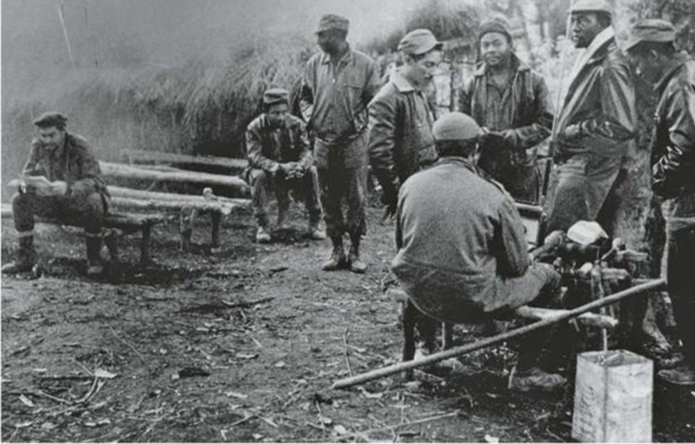 Che met zijn Cubanen in de Congolese jungle.