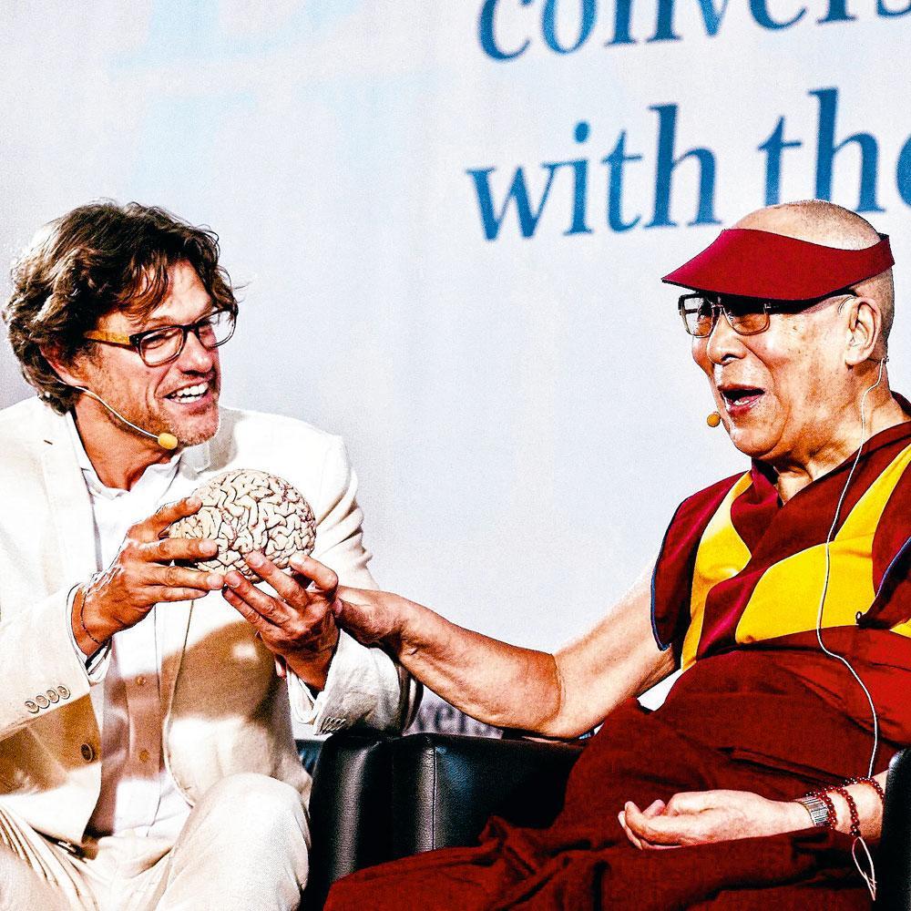 MATTHIEU RICARD: 'Je schuift de dalai lama niet in een fMRI-scanner.'