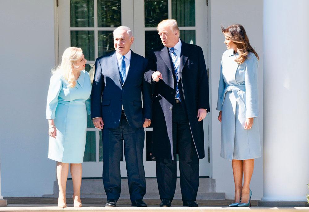 Op bezoek in het Witte Huis. Netanyahu ziet in Trump een 'inschikkelijke partner'.