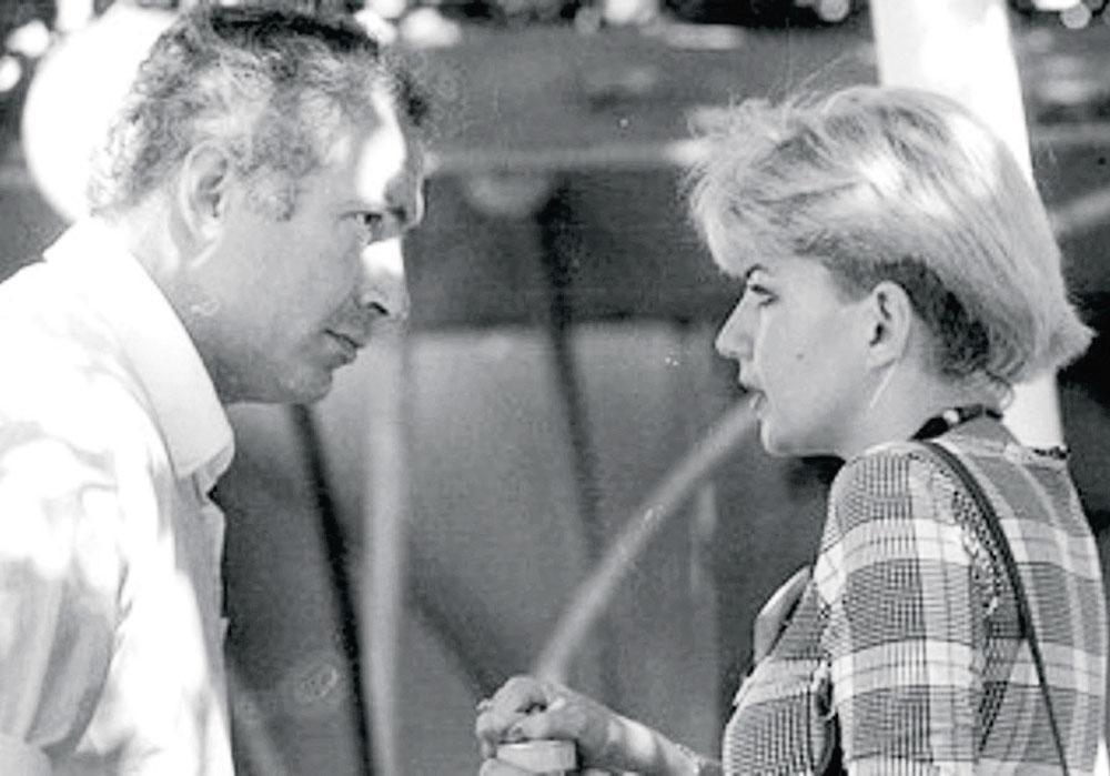 Timide tegenover vrouwen: met medewerkster Odelia Karmon in 1988.